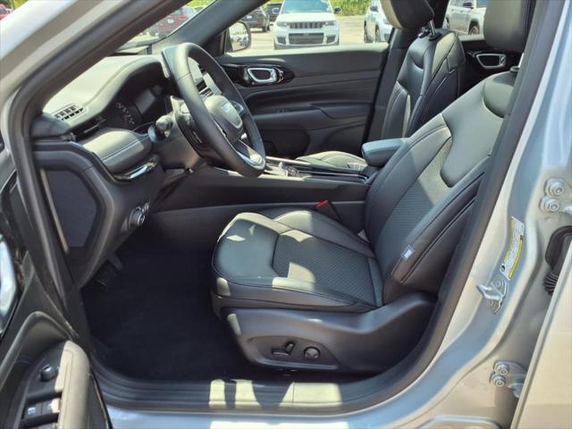 2025 Jeep Compass Latitude 4x4