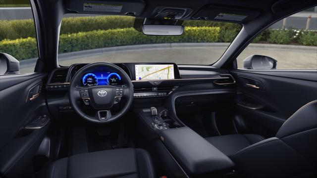 2025 Toyota Crown Signia XLE