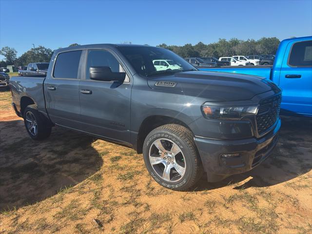 2026 RAM Ram 1500 RAM 1500 EXPRESS CREW CAB 4X2 57 BOX