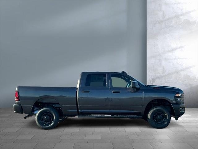 2026 RAM Ram 2500 RAM 2500 TRADESMAN CREW CAB 4X4 64 BOX
