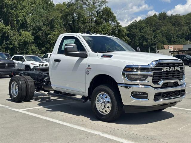2026 RAM Ram 3500 Chassis Cab RAM 3500 TRADESMAN CHASSIS REGULAR CAB 4X4 60 CA 2026 RAM Ram 3500 Chassis Cab RAM 3500 TRADESMAN CHASSIS REGULAR CAB 4X4 60 CA