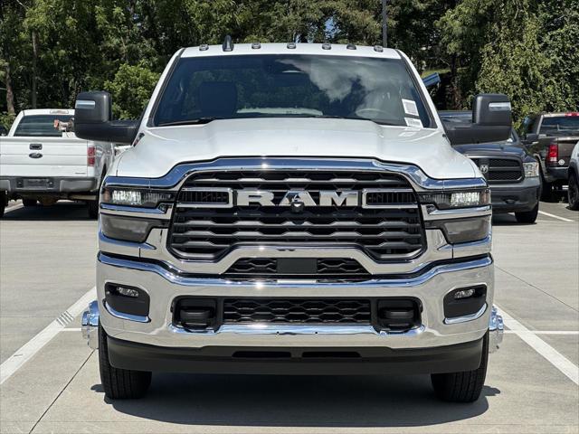 2026 RAM Ram 3500 Chassis Cab RAM 3500 TRADESMAN CHASSIS REGULAR CAB 4X4 60 CA