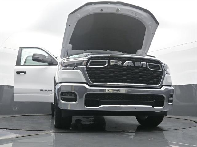 2026 Ram 1500 Big Horn Crew Cab 4x4 57 Box