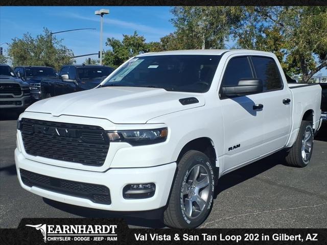 2026 RAM Ram 1500 RAM 1500 EXPRESS CREW CAB 4X2 57 BOX
