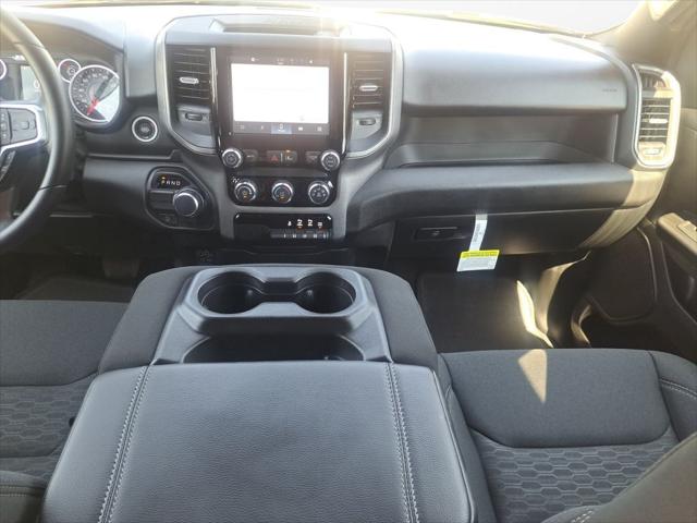 2025 RAM Ram 1500 RAM 1500 TRADESMAN CREW CAB 4X2 57 BOX 2025 RAM Ram 1500 RAM 1500 TRADESMAN CREW CAB 4X2 57 BOX