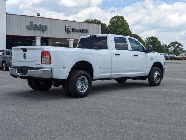 2024 RAM 3500 Tradesman Crew Cab 4x4 8 Box 2024 RAM 3500 Tradesman Crew Cab 4x4 8 Box