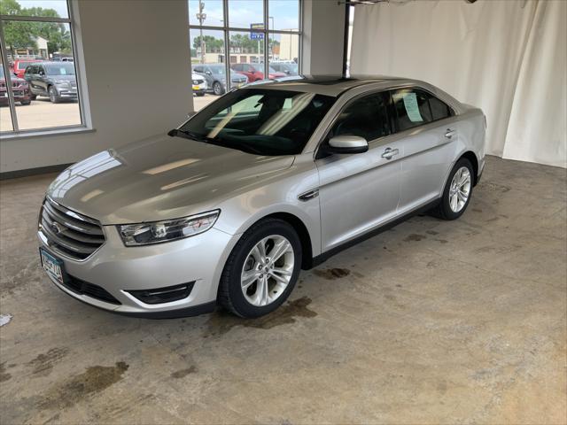 2016 Ford Taurus SEL
