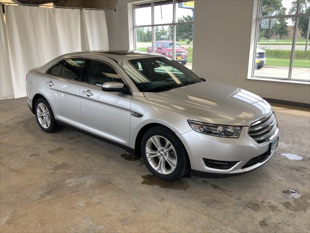 2016 Ford Taurus SEL