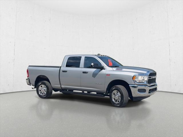 2022 RAM 2500 Tradesman Crew Cab 4x4 64 Box