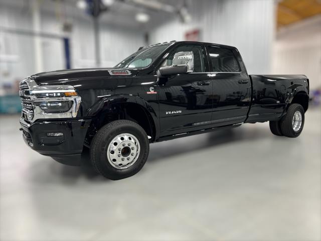2025 RAM 3500 Limited Longhorn Crew Cab 4x4 8 Box