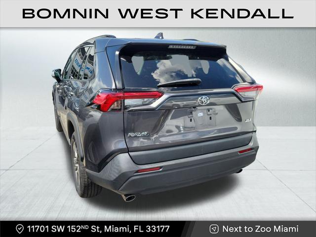 2022 Toyota RAV4 XLE