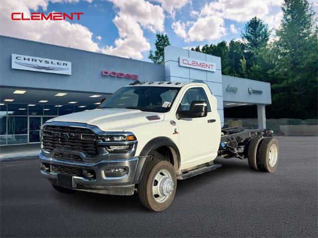 2026 RAM Ram 5500 Chassis Cab RAM 5500 TRADESMAN CHASSIS REGULAR CAB 4X4 84 CA 2026 RAM Ram 5500 Chassis Cab RAM 5500 TRADESMAN CHASSIS REGULAR CAB 4X4 84 CA