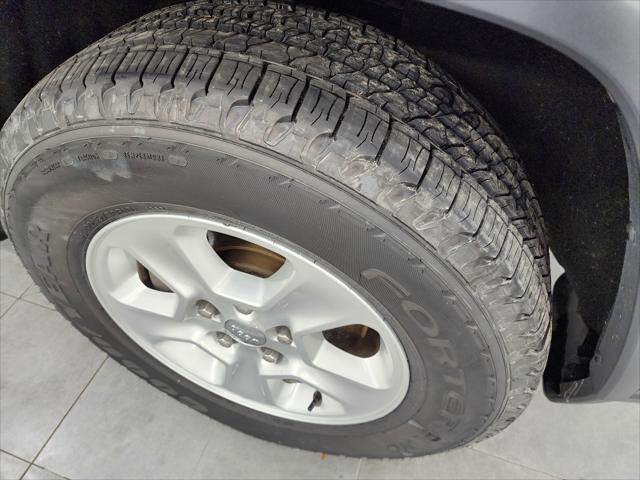 2017 Jeep Grand Cherokee Laredo 4x4 2017 Jeep Grand Cherokee Laredo 4x4