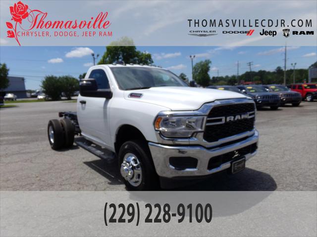 2024 RAM 3500 Chassis Tradesman/SLT