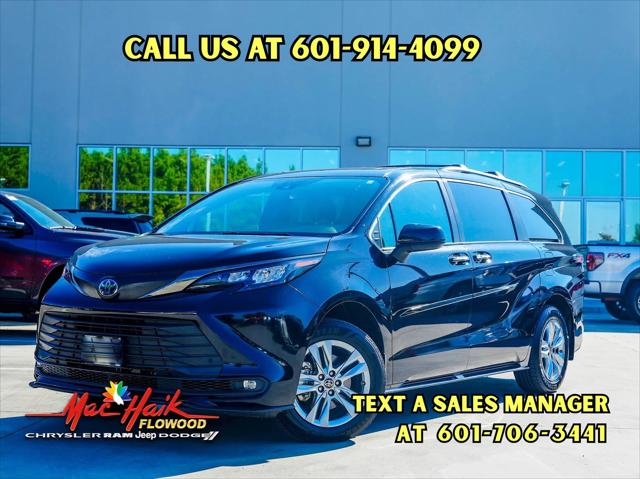 2023 Toyota Sienna Woodland Edition