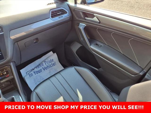 2024 Volkswagen Tiguan 2.0T SE R-Line Black