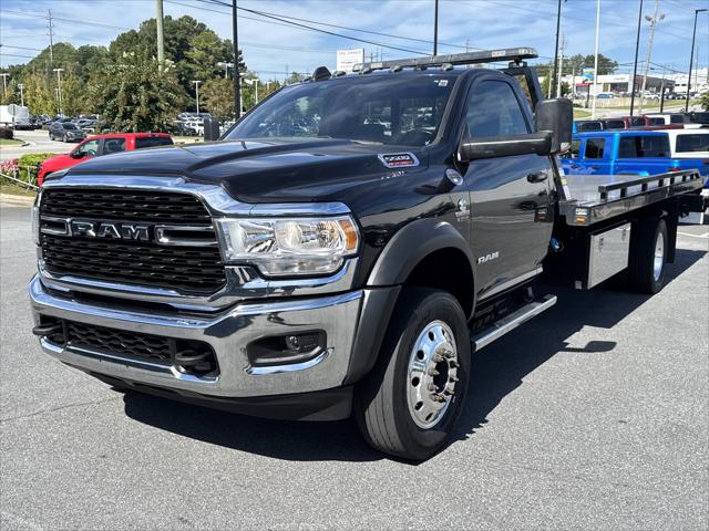 2022 RAM 5500 Chassis Tradesman/SLT