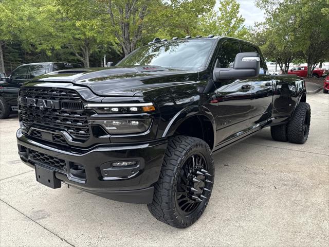 2025 RAM Ram 3500 RAM 3500 LIMITED CREW CAB 4X4 8 BOX 2025 RAM Ram 3500 RAM 3500 LIMITED CREW CAB 4X4 8 BOX