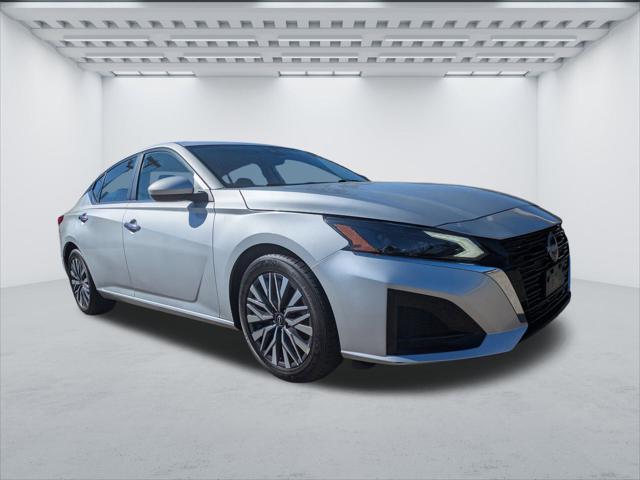 2023 Nissan Altima SV FWD