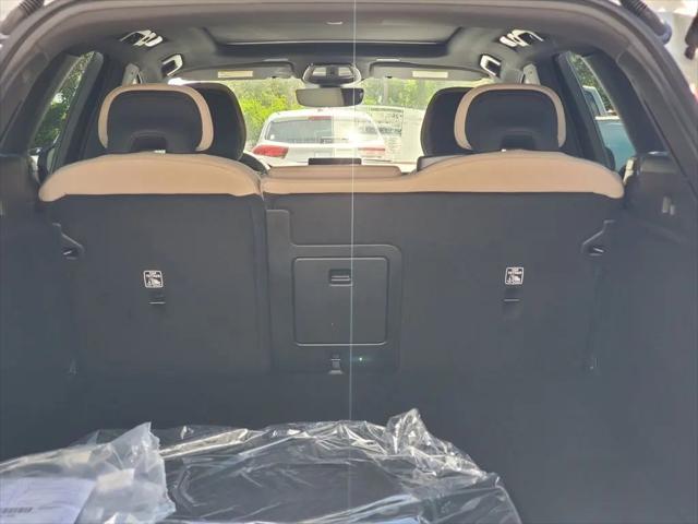 2026 Volvo XC60 B5 Core