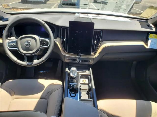 2026 Volvo XC60 B5 Core
