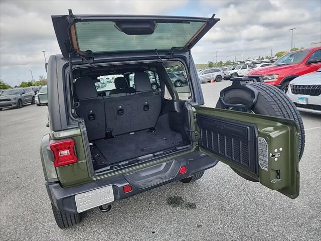 2024 Jeep Wrangler 4-Door Sahara