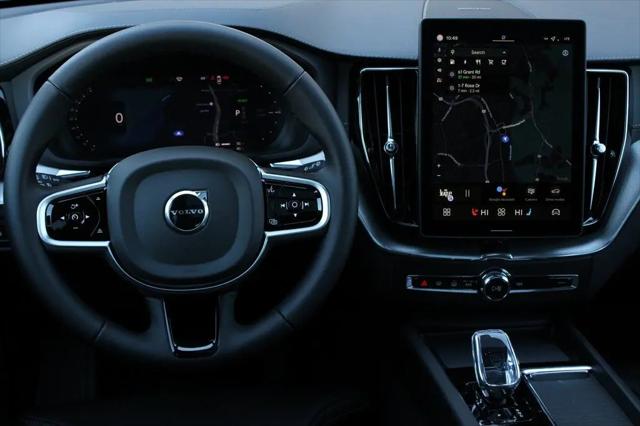 2026 Volvo XC60 Plug-In Hybrid Black Edition Ultra, T8 AWD Electric/Gasoline, Dark