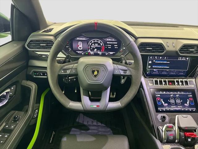 2024 Lamborghini Urus Performante