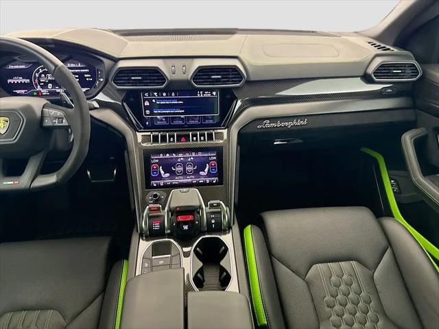 2024 Lamborghini Urus Performante