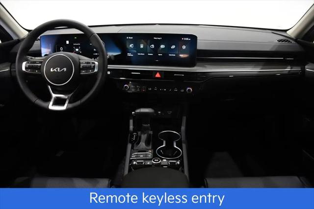 2026 Kia K5 EX