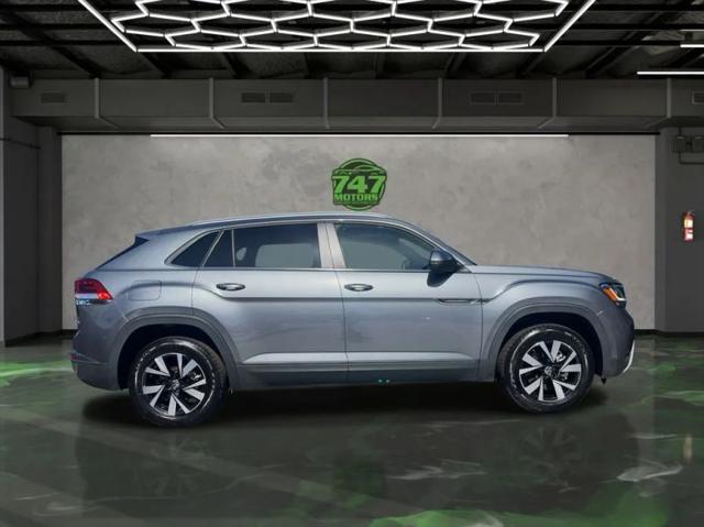 2022 Volkswagen Atlas Cross Sport 2.0T SE