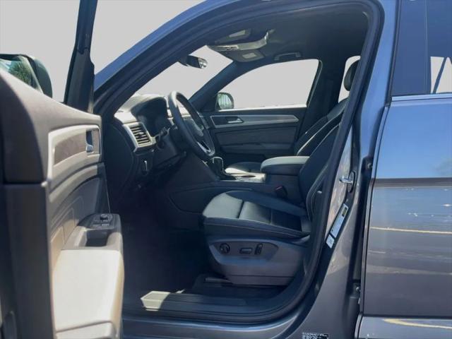 2022 Volkswagen Atlas Cross Sport 2.0T SE