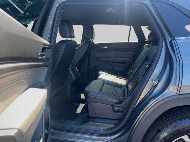 2022 Volkswagen Atlas Cross Sport 2.0T SE
