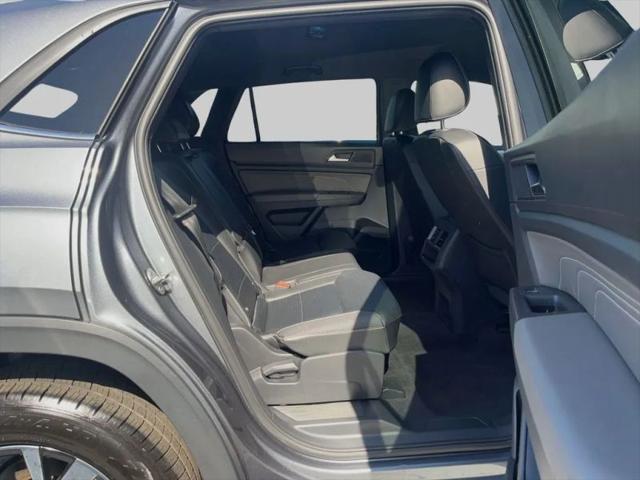 2022 Volkswagen Atlas Cross Sport 2.0T SE