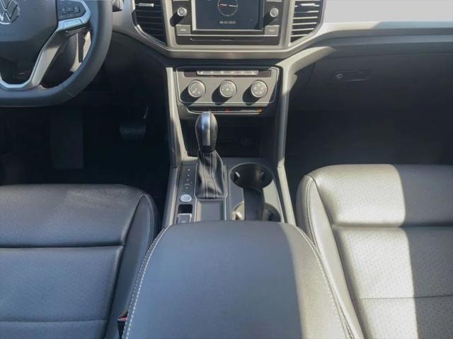 2022 Volkswagen Atlas Cross Sport 2.0T SE