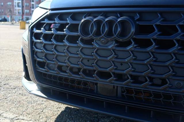 2022 Audi S8 TFSI quattro Tiptronic