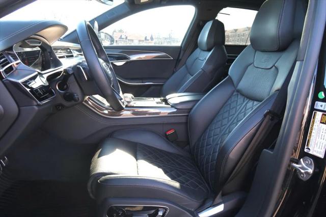 2022 Audi S8 TFSI quattro Tiptronic