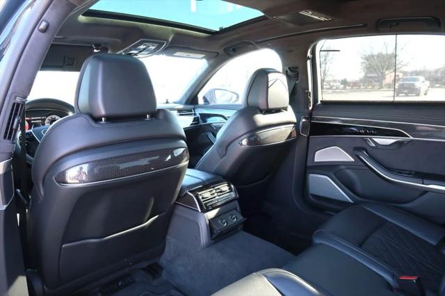 2022 Audi S8 TFSI quattro Tiptronic