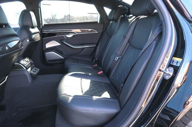 2022 Audi S8 TFSI quattro Tiptronic