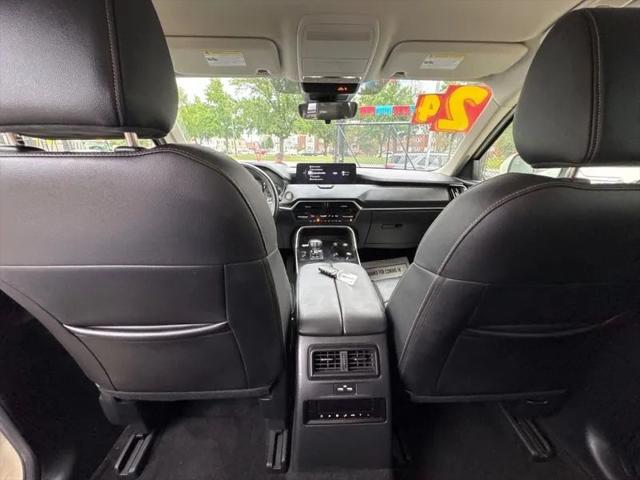 2024 Mazda X-90 3.3 Turbo Select