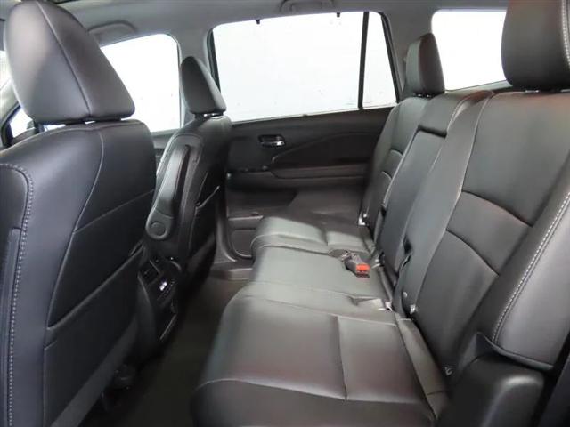 2022 Honda Pilot 2WD Special Edition