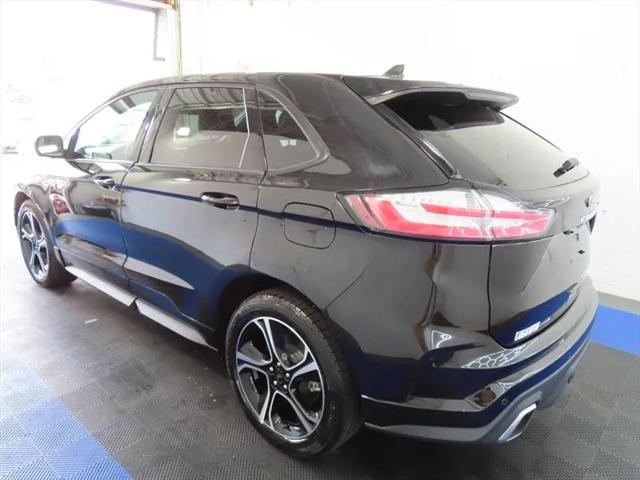 2022 Ford Edge ST