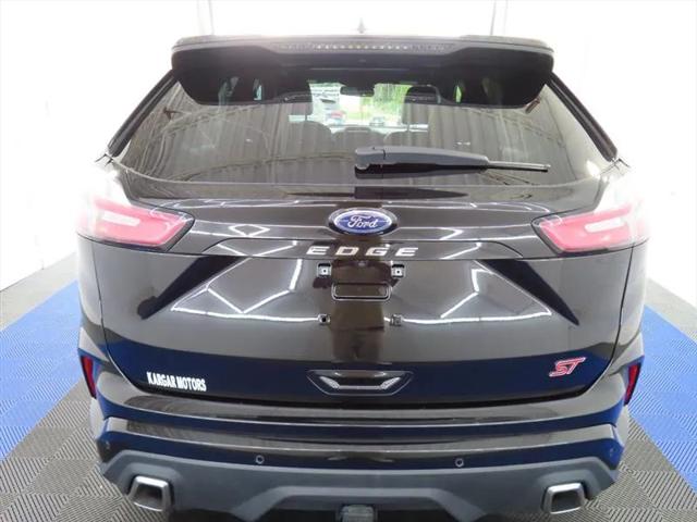 2022 Ford Edge ST