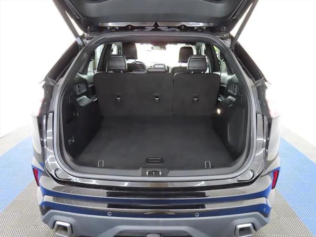 2022 Ford Edge ST