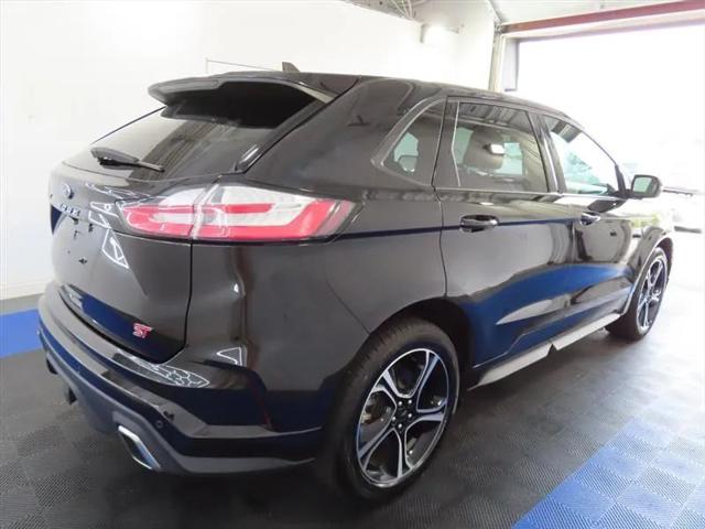 2022 Ford Edge ST