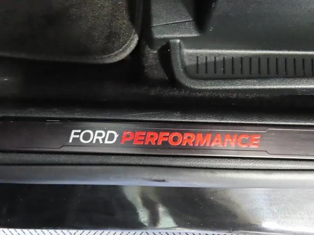 2022 Ford Edge ST