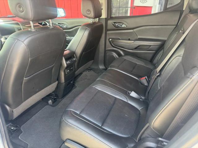 2020 GMC Acadia AWD SLT