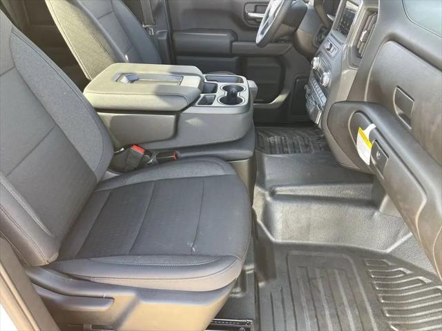 2025 GMC Sierra 2500HD 2WD Double Cab Standard Bed SLE