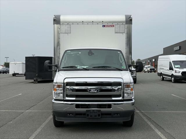 2026 Ford E-Series Cutaway Base