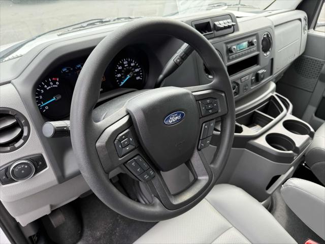 2026 Ford E-Series Cutaway Base